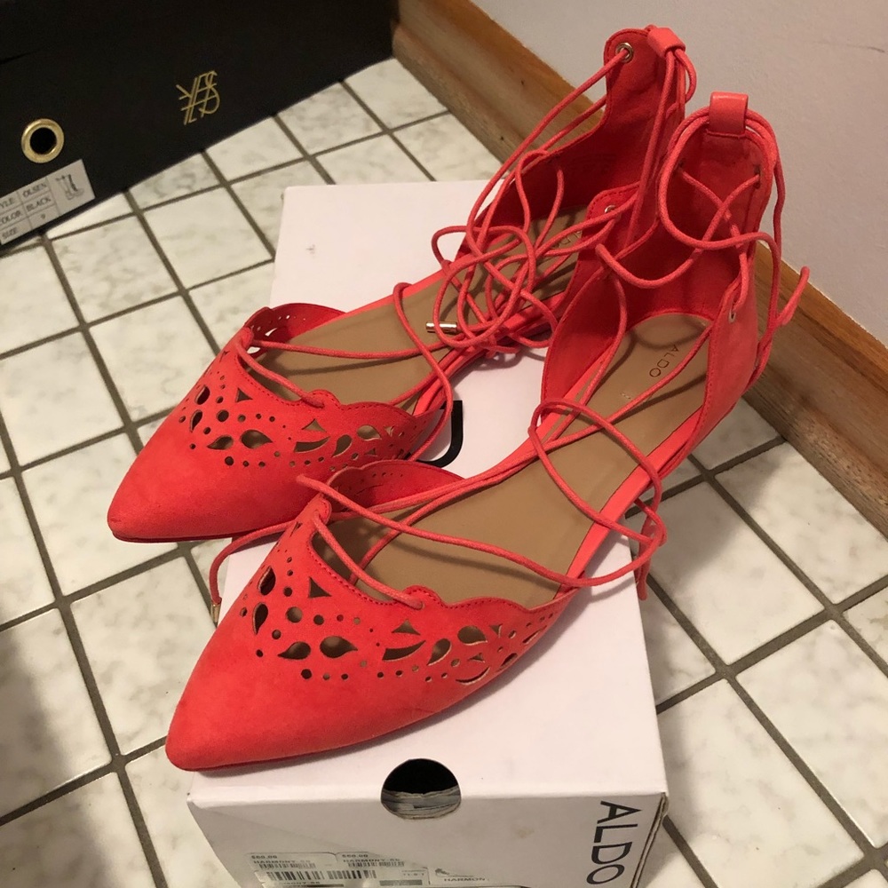 Brand new coral Aldo lace up flats
